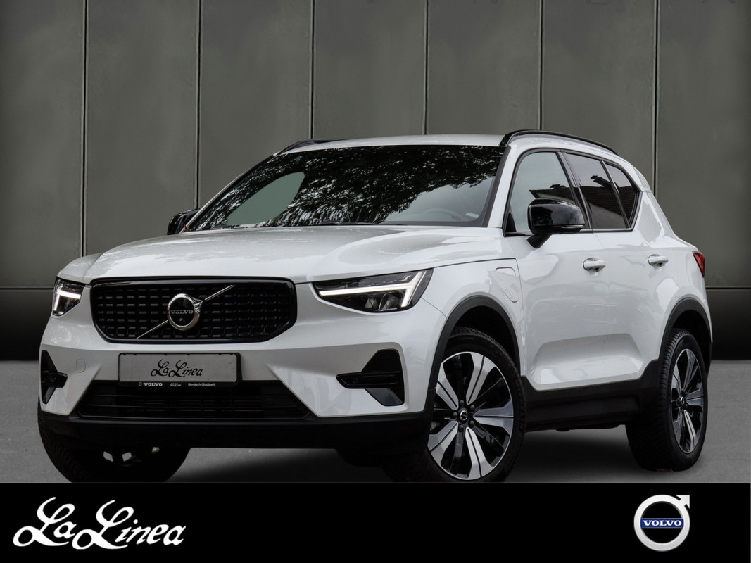 Volvo XC40 T4 - SUV/Off-road - Weiss - Gebrauchtwagen - Bild 1