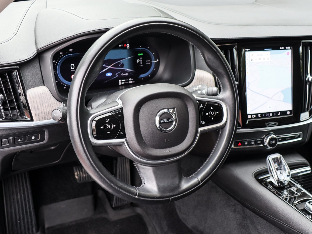 Volvo V90 Kombi T8 - Kombi - Weiss - Gebrauchtwagen - Bild 10
