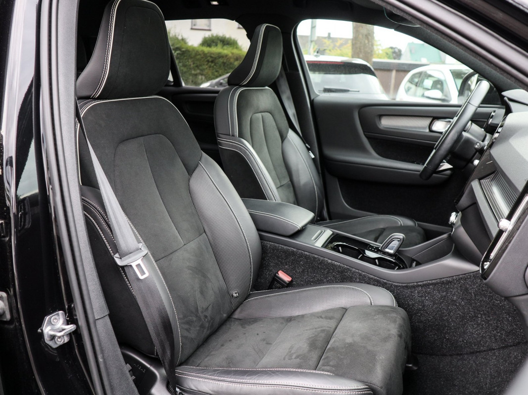 Volvo XC40 P8 - SUV/Off-road - Schwarz - Gebrauchtwagen - Bild 7