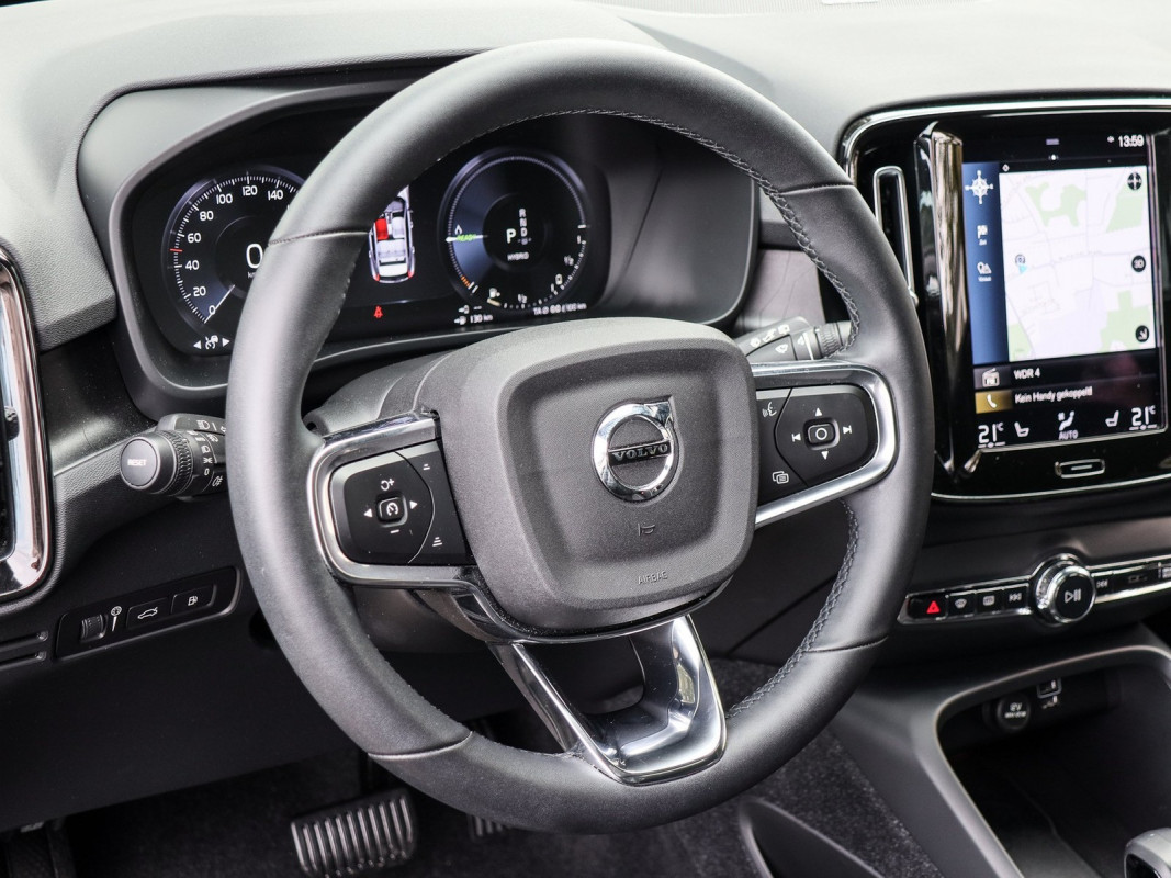 Volvo XC40 T4 - SUV/Off-road - Grün - Gebrauchtwagen - Bild 10