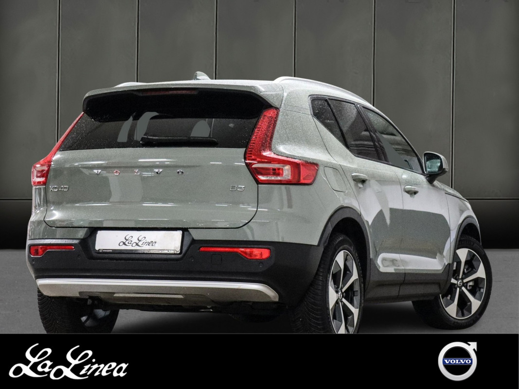 Volvo XC40 B3 (B) - SUV/Off-road - Grün - Gebrauchtwagen - Bild 2