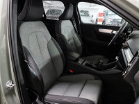 Volvo XC40 B3 (B) - SUV/Off-road - Grün - Gebrauchtwagen - Bild 7