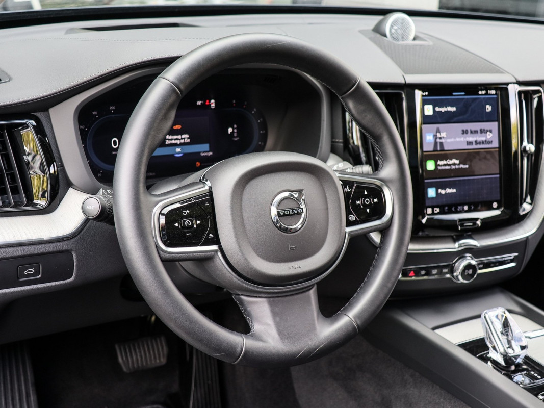 Volvo XC60 B5 Dark AWD - SUV/Off-road - Blau - Gebrauchtwagen - Bild 10