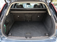 Volvo XC60 B5 Dark AWD - SUV/Off-road - Blau - Gebrauchtwagen - Bild 11