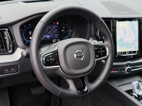 Volvo XC60 T8 Plug-In Hybrid AWD - SUV/Off-road - Schwarz - Gebrauchtwagen - Bild 10
