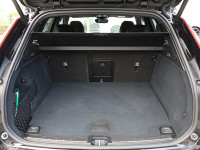 Volvo XC60 T8 Plug-In Hybrid AWD - SUV/Off-road - Schwarz - Gebrauchtwagen - Bild 12