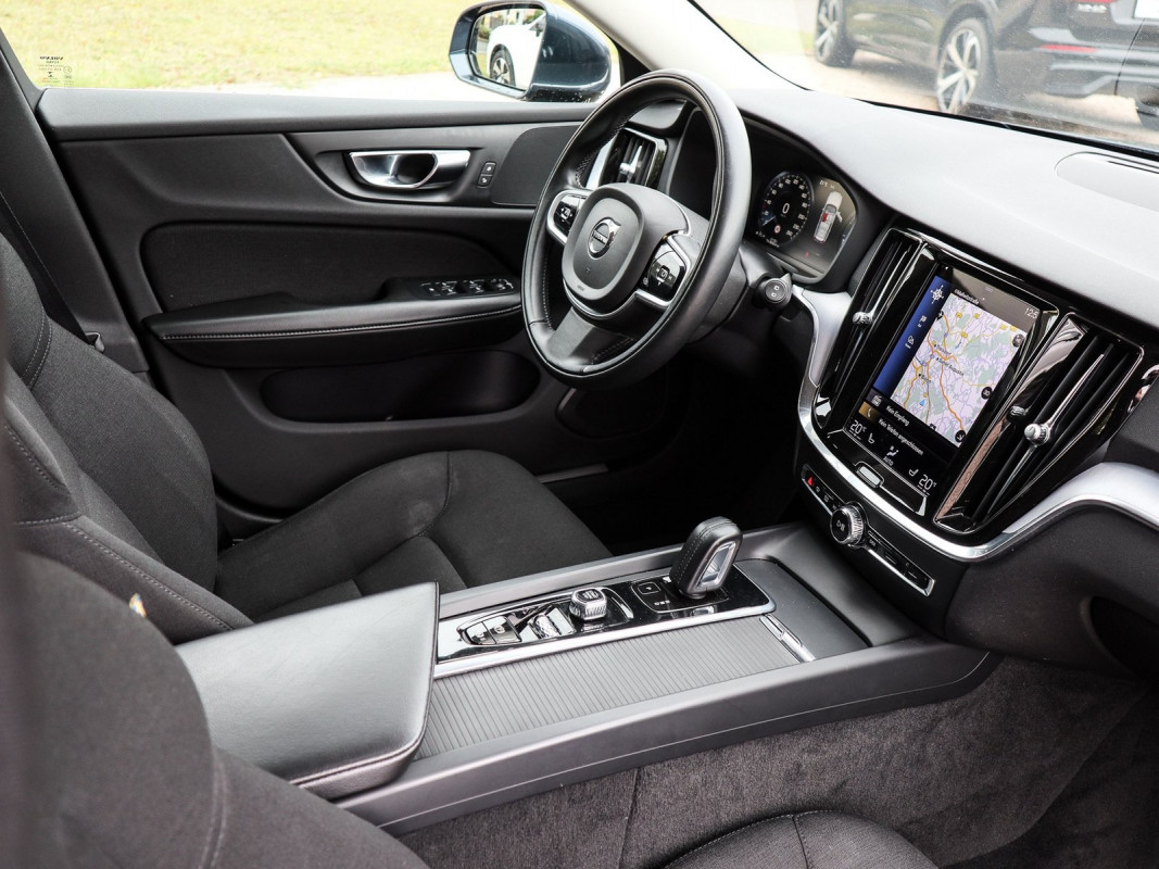 Volvo V60 B4 Diesel - Kombi - Blau - Gebrauchtwagen - Bild 3