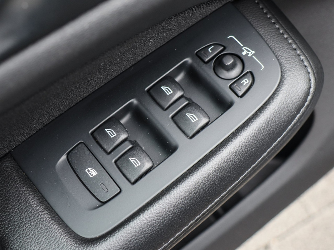 Volvo V60 B4 Diesel - Kombi - Blau - Gebrauchtwagen - Bild 15