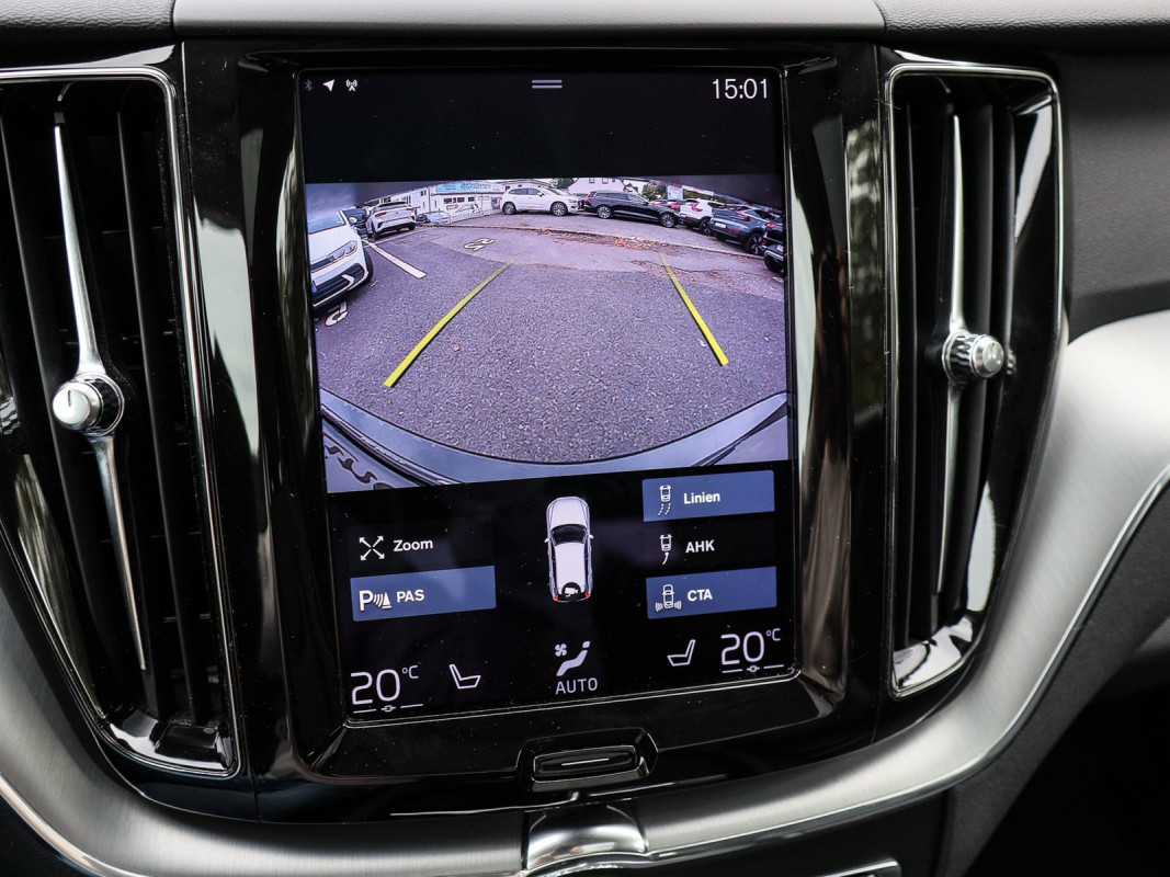 Volvo XC60 T6 - SUV/Off-road - Schwarz - Gebrauchtwagen - Bild 13