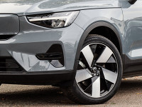 Volvo C40 - SUV/Off-road - Grau - Gebrauchtwagen - Bild 6