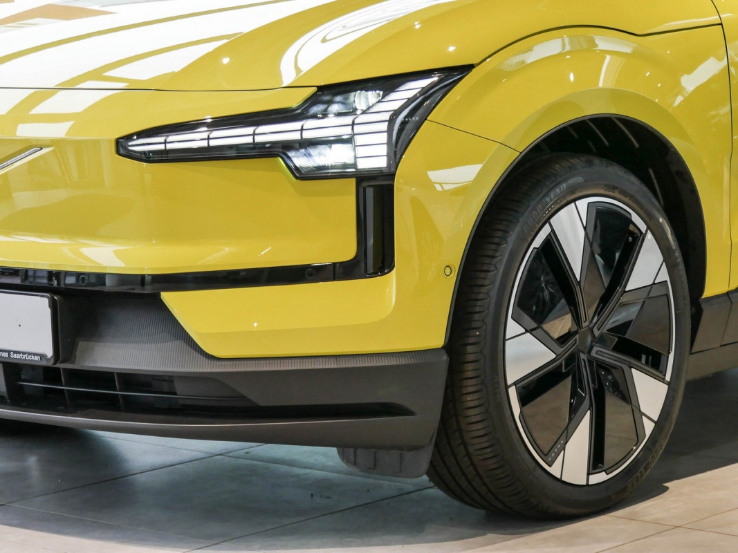 Volvo EX30 - SUV/Off-road - Gelb - Gebrauchtwagen - Bild 6