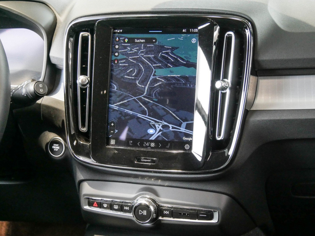 Volvo XC40 - SUV/Off-road - Blau - Gebrauchtwagen - Bild 9