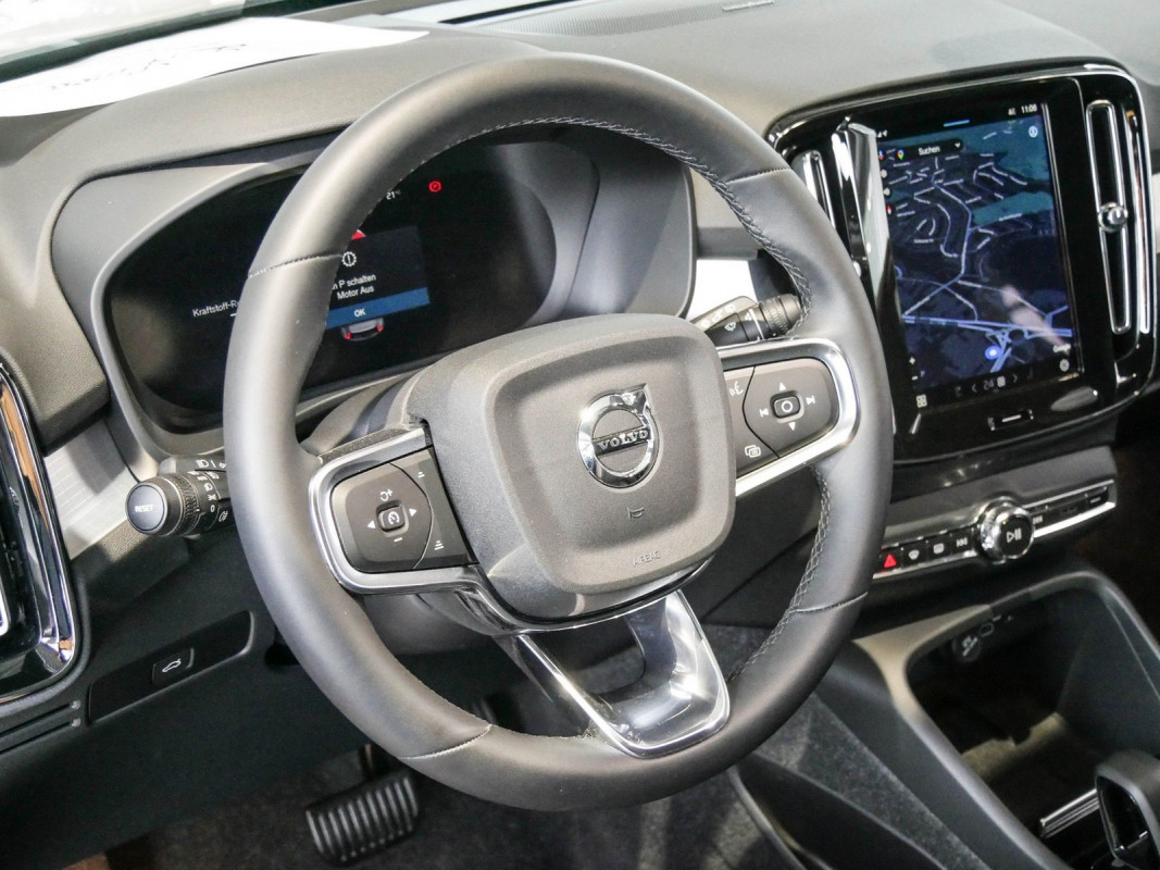 Volvo XC40 - SUV/Off-road - Blau - Gebrauchtwagen - Bild 10