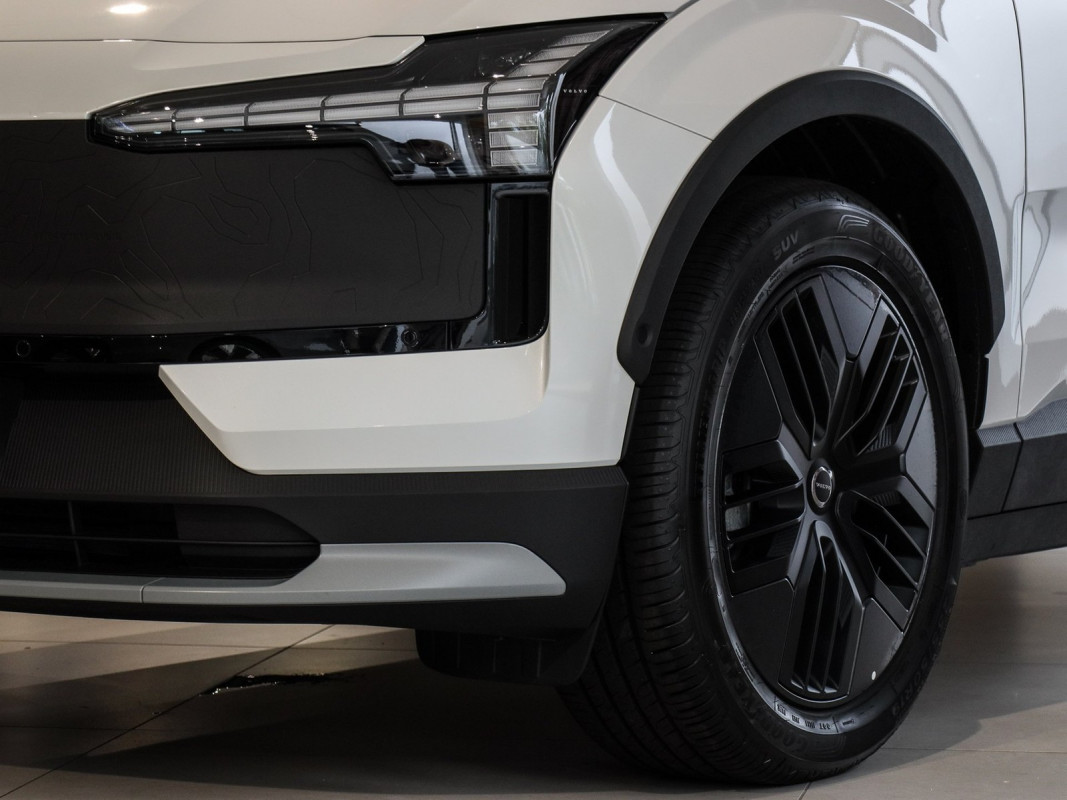 Volvo EX30 Cross Country - SUV/Off-road - Weiss - Neuwagen - Bild 5