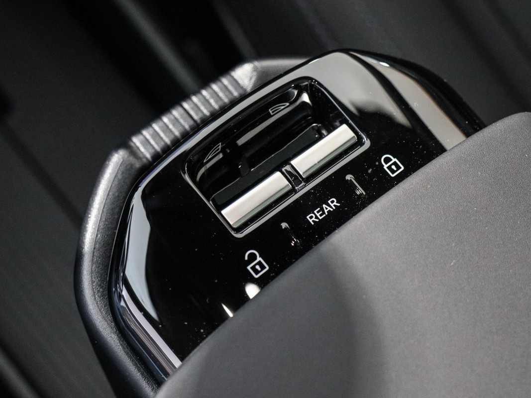 Volvo EX30 Cross Country - SUV/Off-road - Weiss - Neuwagen - Bild 14