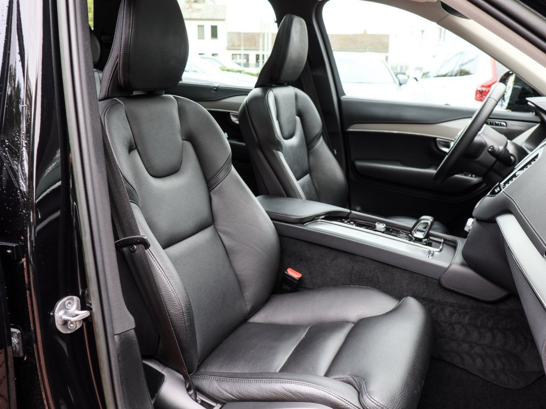Volvo XC90 T8 - SUV/Off-road - Schwarz - Gebrauchtwagen - Bild 7