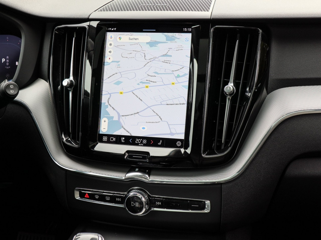 Volvo XC60 B4 - SUV/Off-road - Grau - Gebrauchtwagen - Bild 9