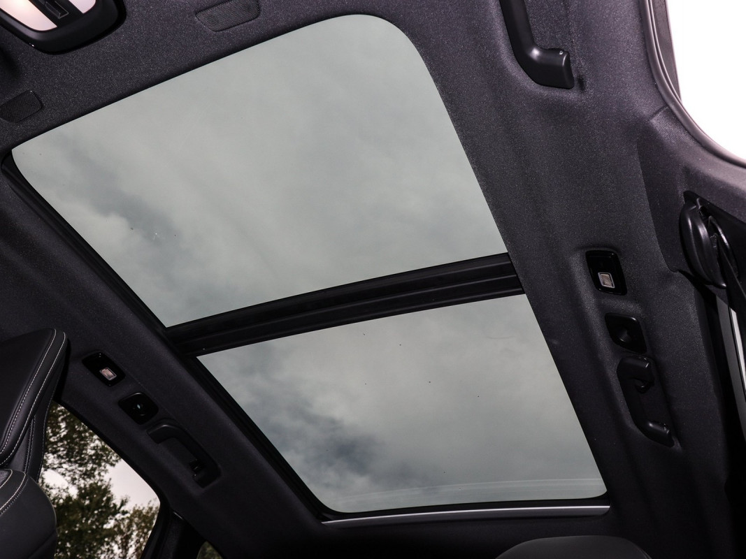 Volvo XC60 B4 - SUV/Off-road - Grau - Gebrauchtwagen - Bild 12