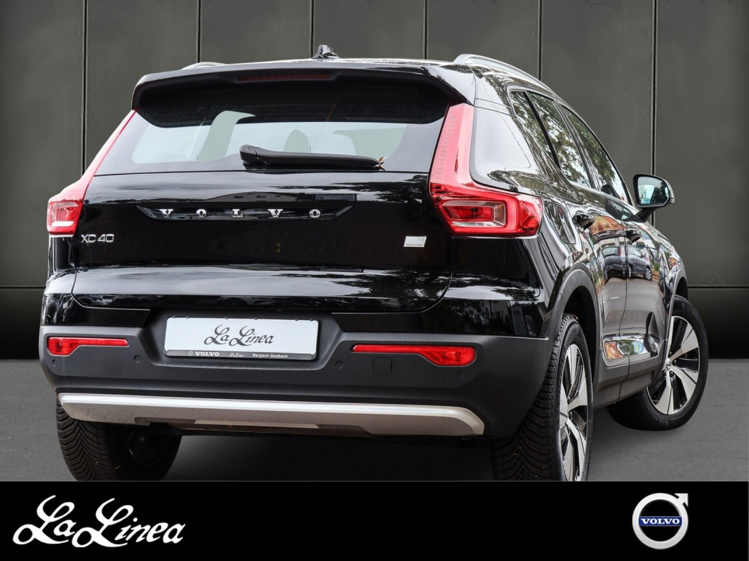 Volvo XC40 T4 - SUV/Off-road - Schwarz - Gebrauchtwagen - Bild 2