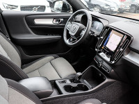 Volvo XC40 T4 - SUV/Off-road - Schwarz - Gebrauchtwagen - Bild 3
