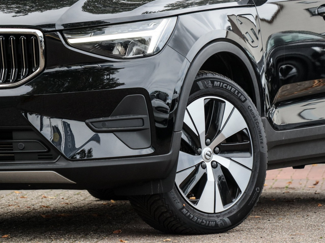Volvo XC40 T4 - SUV/Off-road - Schwarz - Gebrauchtwagen - Bild 6