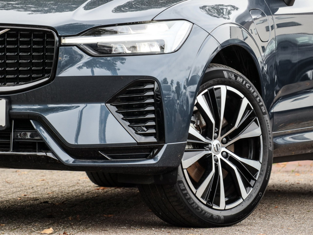 Volvo XC60 T6 - SUV/Off-road - Blau - Gebrauchtwagen - Bild 6