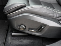 Volvo XC60 B5 (B) Benzin - SUV/Off-road - Grau - Gebrauchtwagen - Bild 14