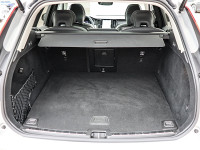 Volvo XC60 T8 Recharge - SUV/Off-road - Silber - Gebrauchtwagen - Bild 12