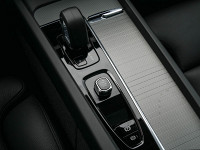 Volvo XC60 T6 Plus Dark - SUV/Off-road - Weiss - Gebrauchtwagen - Bild 11