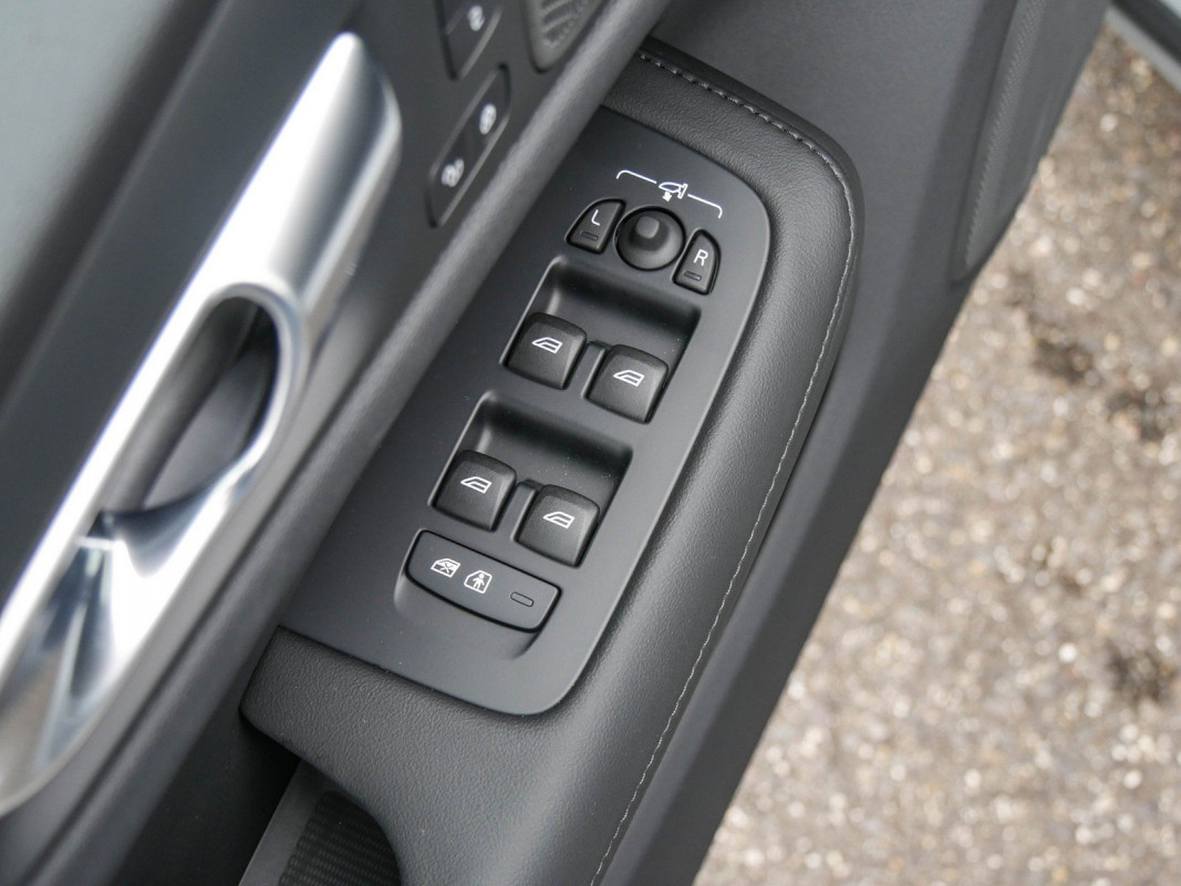 Volvo V60 T6 Plus Dark - Kombi - Grau - Gebrauchtwagen - Bild 13