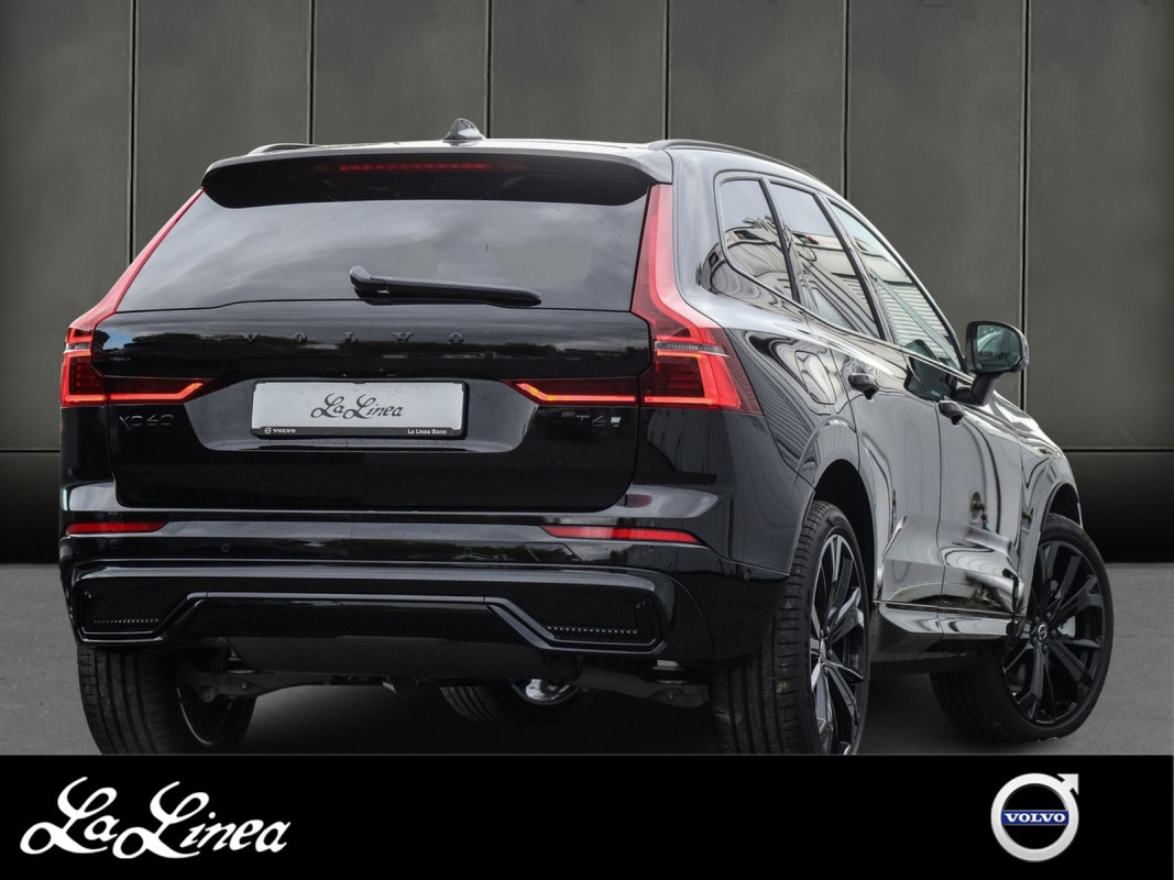 Volvo XC60 T6 Plus Black Edition - SUV/Off-road - Schwarz - Neuwagen - Bild 2