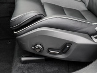 Volvo XC60 T6 Plus Black Edition - SUV/Off-road - Schwarz - Neuwagen - Bild 12