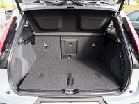 Volvo XC40 B3 Plus Black Edition - SUV/Off-road - Grau - Neuwagen - Bild 10