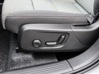 Volvo XC40 B3 Plus Black Edition - SUV/Off-road - Grau - Neuwagen - Bild 12