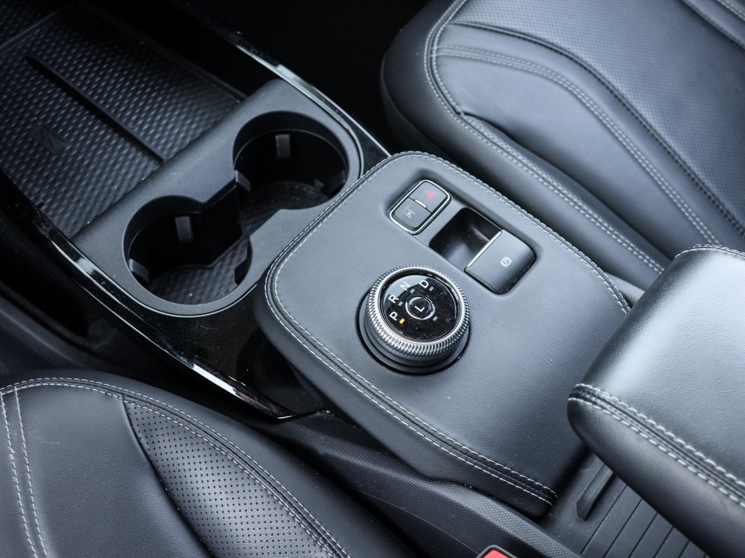 Ford Mustang Mach-E - SUV/Off-road - Schwarz - Gebrauchtwagen - Bild 11