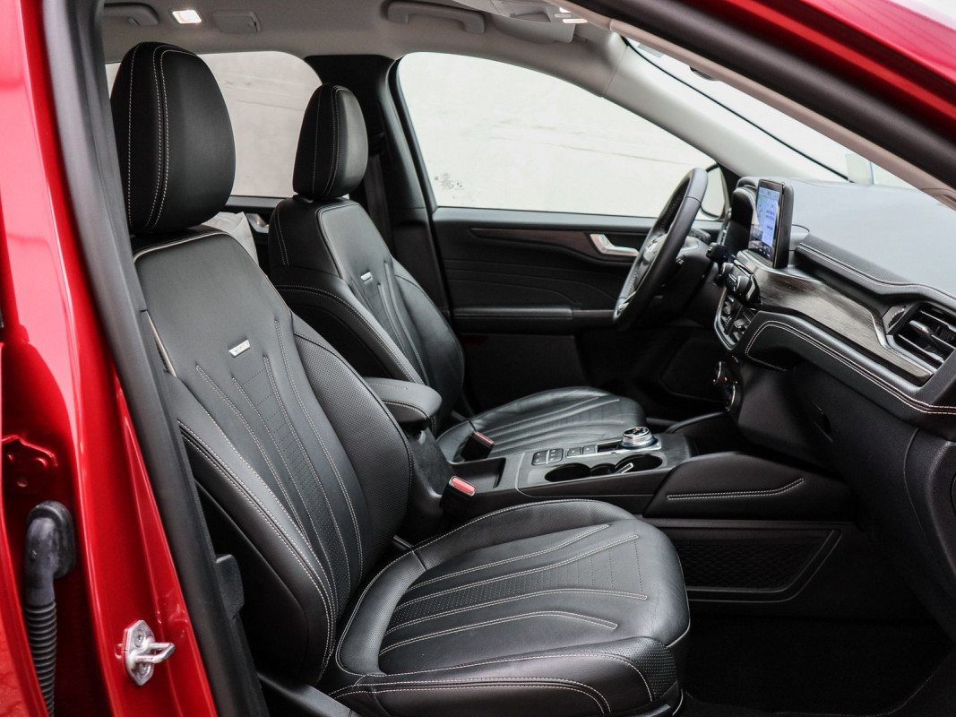 Ford Kuga - SUV/Off-road - Rot - Gebrauchtwagen - Bild 5