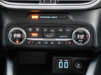 Ford Kuga - SUV/Off-road - Rot - Gebrauchtwagen - Bild 9