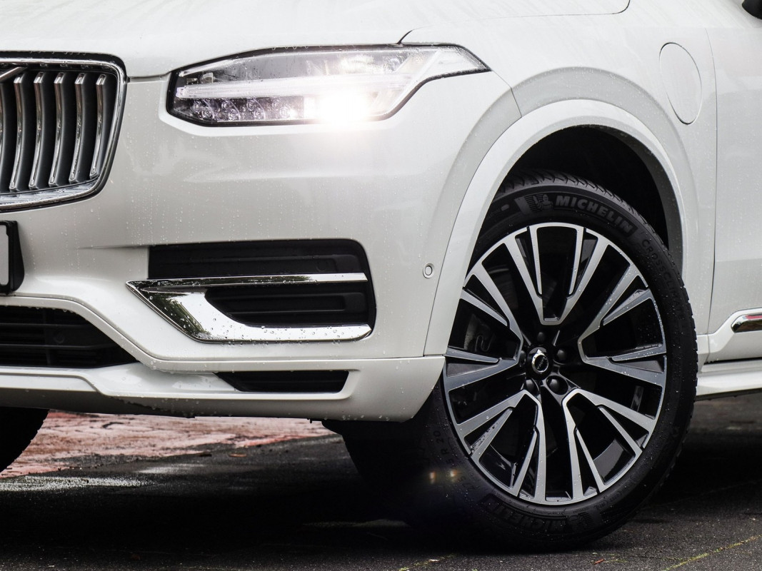 Volvo XC90 T8 AWD Plug-In Hybrid - SUV/Off-road - Weiss - Gebrauchtwagen - Bild 6