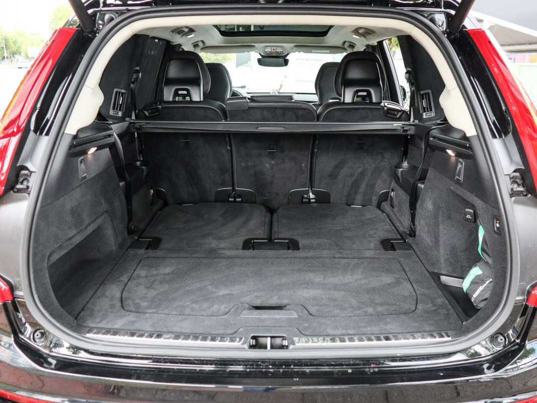Volvo XC90 T8 Recharge AWD - SUV/Off-road - Schwarz - Gebrauchtwagen - Bild 11