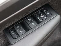 Volvo XC40 B3 - SUV/Off-road - Schwarz - Neuwagen - Bild 14