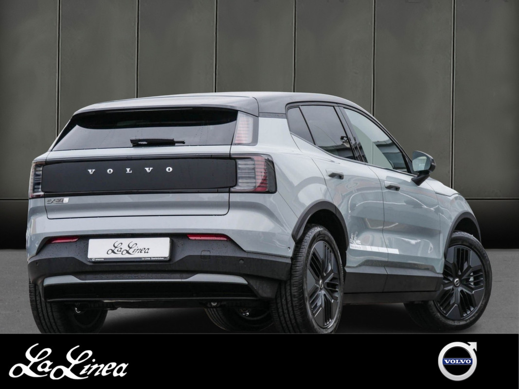 Volvo EX30 CC - SUV/Off-road - Grau - Gebrauchtwagen - Bild 2