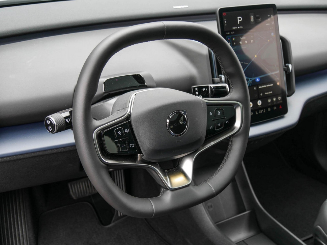 Volvo EX30 CC - SUV/Off-road - Grau - Gebrauchtwagen - Bild 10