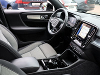 Volvo XC40 T4 - SUV/Off-road - Schwarz - Gebrauchtwagen - Bild 3