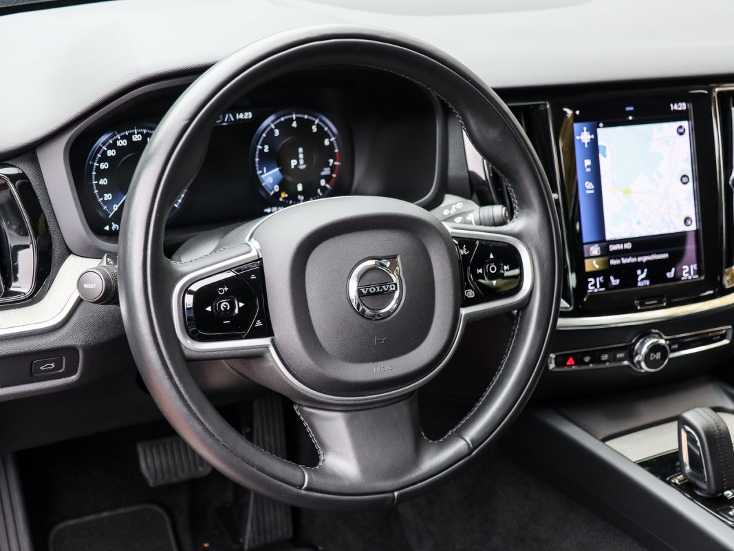 Volvo V60 CC B5 - Kombi - Grau - Gebrauchtwagen - Bild 10