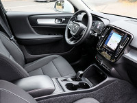 Volvo XC40 T3 - SUV/Off-road - Weiss - Gebrauchtwagen - Bild 3