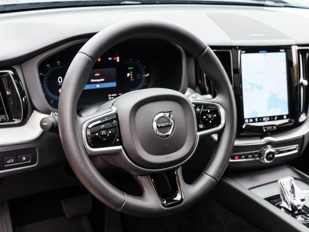 Volvo XC60 T6 - SUV/Off-road - Grau - Gebrauchtwagen - Bild 10