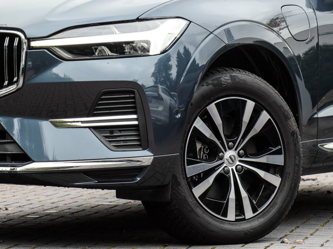 Volvo XC60 T6 - SUV/Off-road - Blau - Gebrauchtwagen - Bild 6