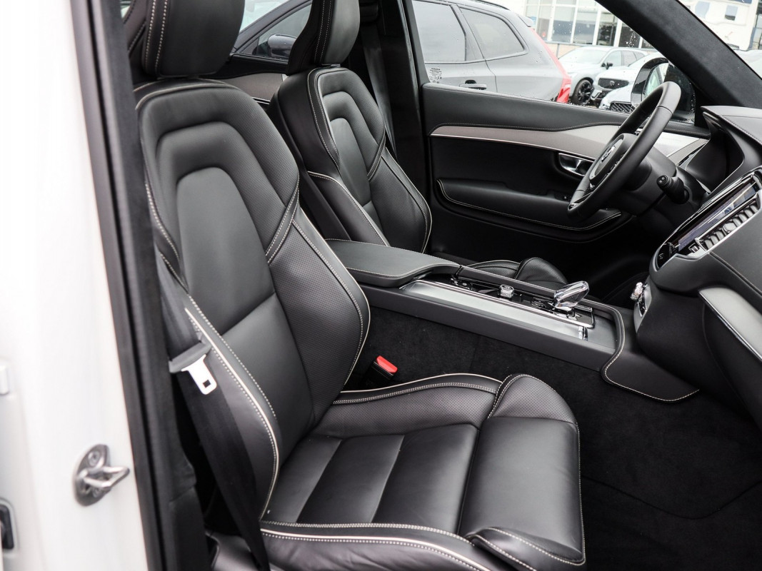 Volvo XC90 - SUV/Off-road - Weiss - Gebrauchtwagen - Bild 7
