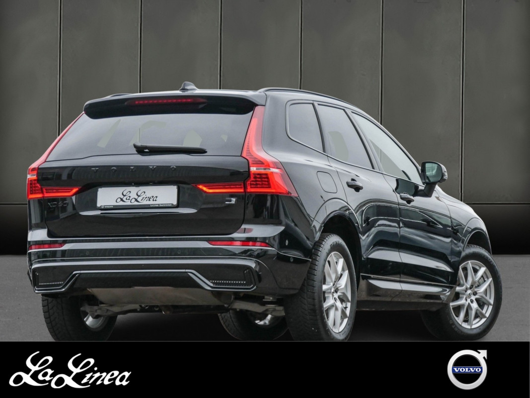 Volvo XC60 T6 Recharge AWD - SUV/Off-road - Schwarz - Gebrauchtwagen - Bild 2