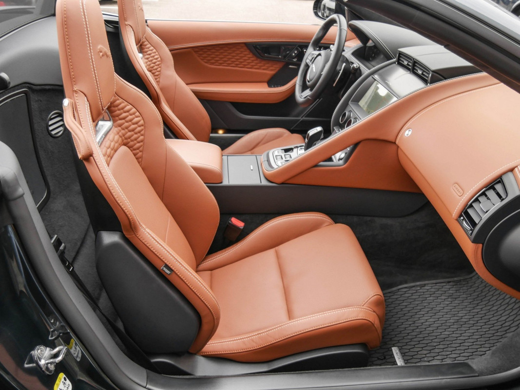 Jaguar F-TYPE Cabriolet P450 75 R-Dynamic RWD - Cabrio/Roadster - Grün - Gebrauchtwagen - Bild 3